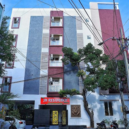 Jn Residency Perungudi Bed & Breakfast Ченай Екстериор снимка