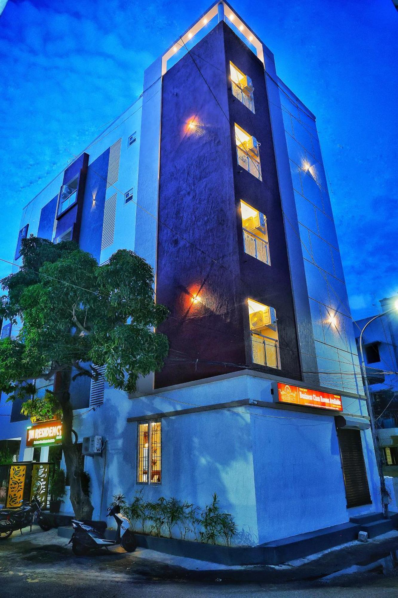 Jn Residency Perungudi Bed & Breakfast Ченай Екстериор снимка